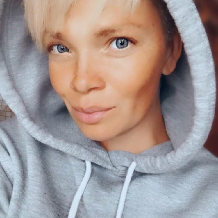 Katie Holland