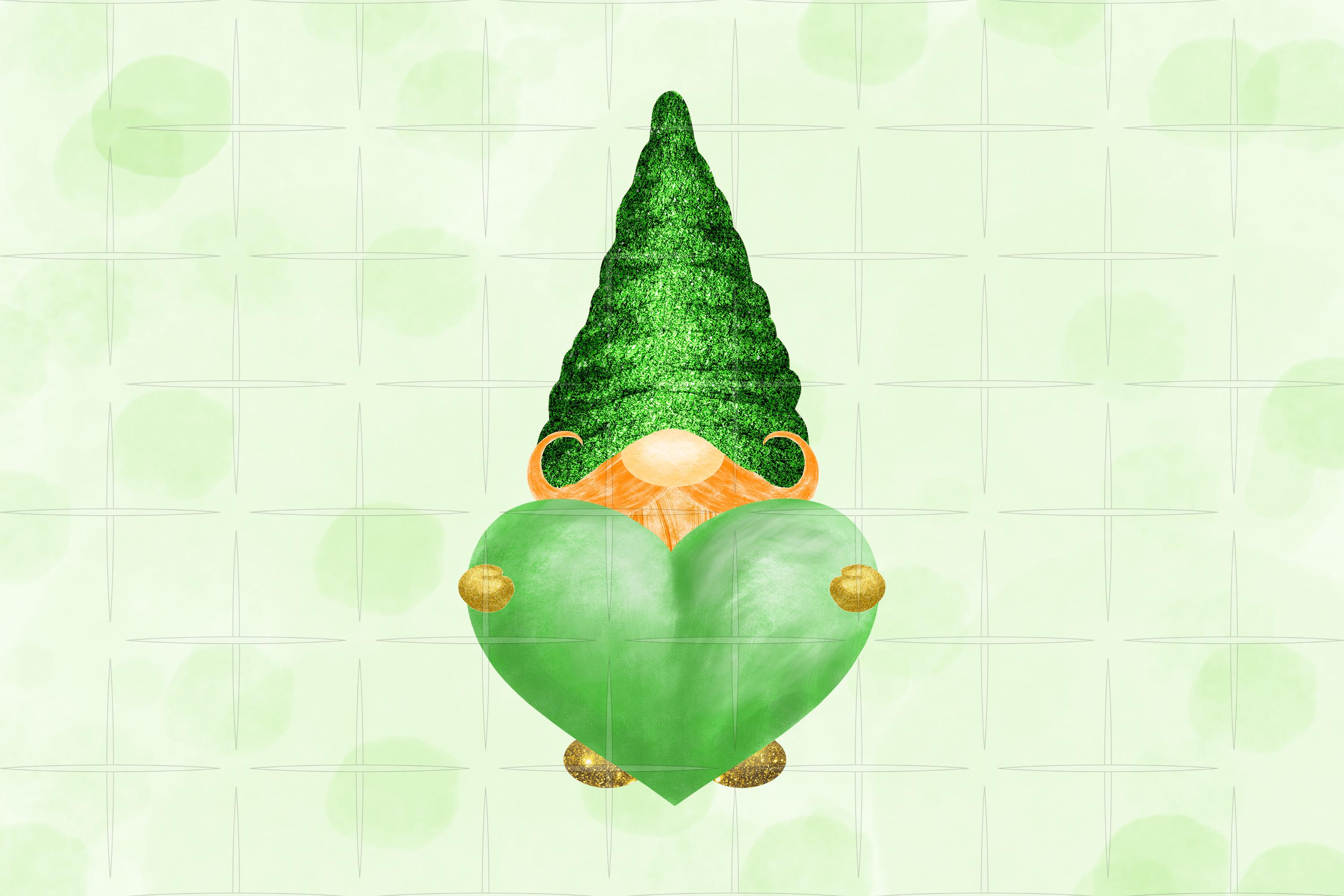 St Patrick's Day Gnome with Heart