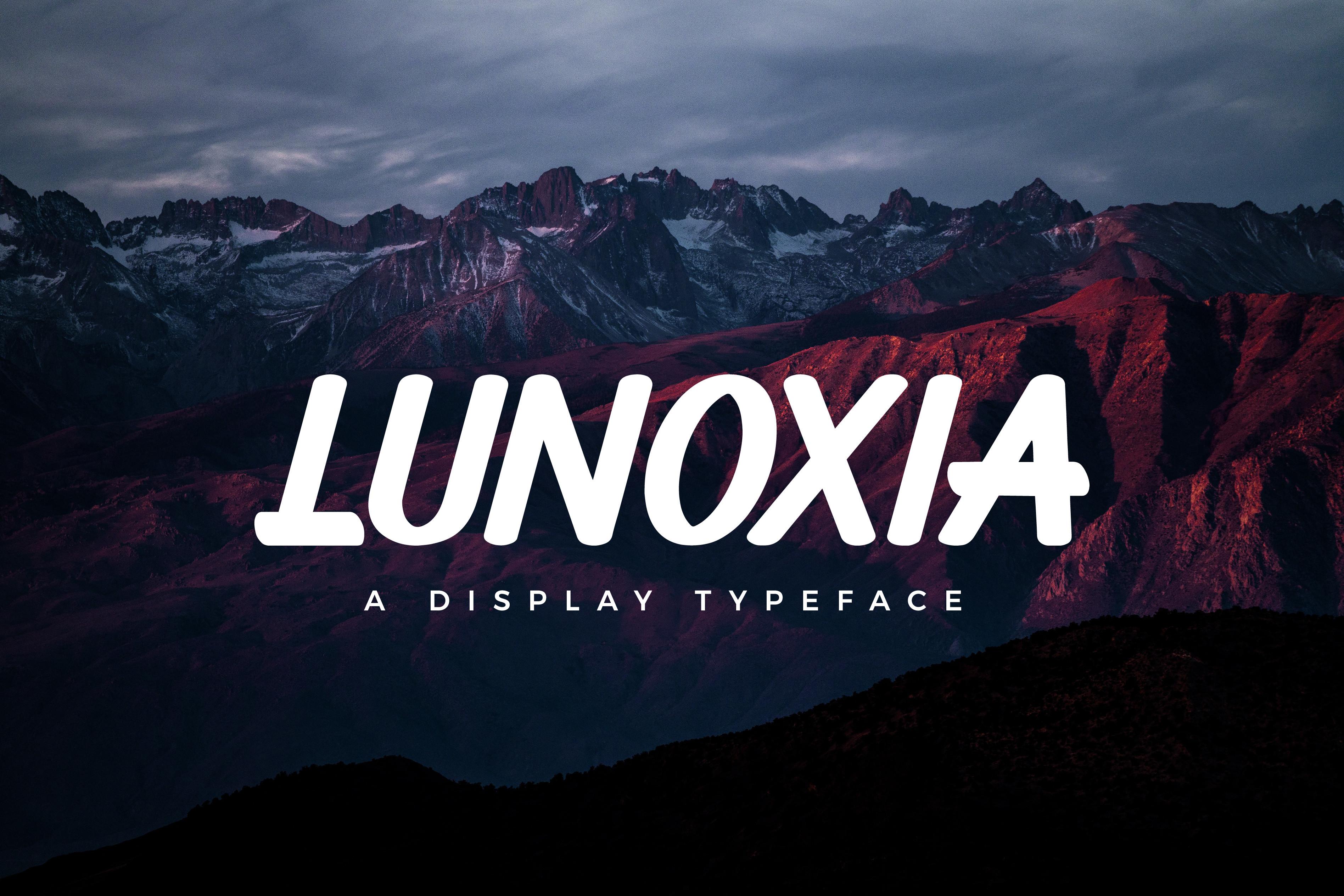 Lunoxia Font